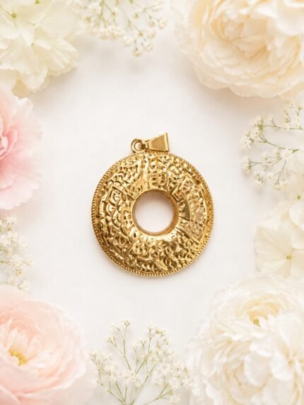 Elan Filigree Pendant 1