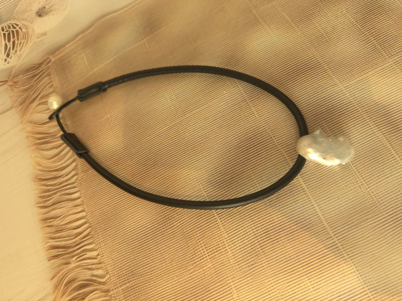 Noir Freshwater Pearl Necklace 1 Noir Freshwater Pearl Necklace 1