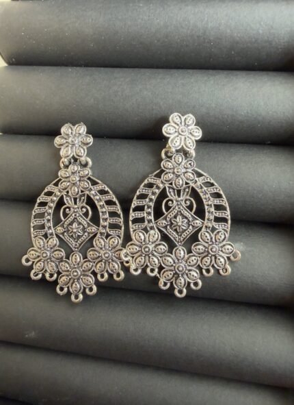 Noor Oxidised Earrings 2