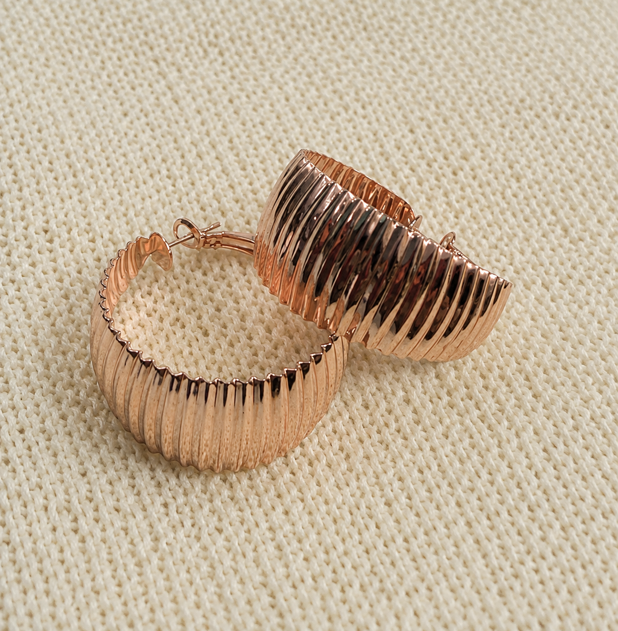 Rose Muse hoops 2