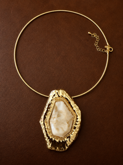 Ivory Muse Necklace
