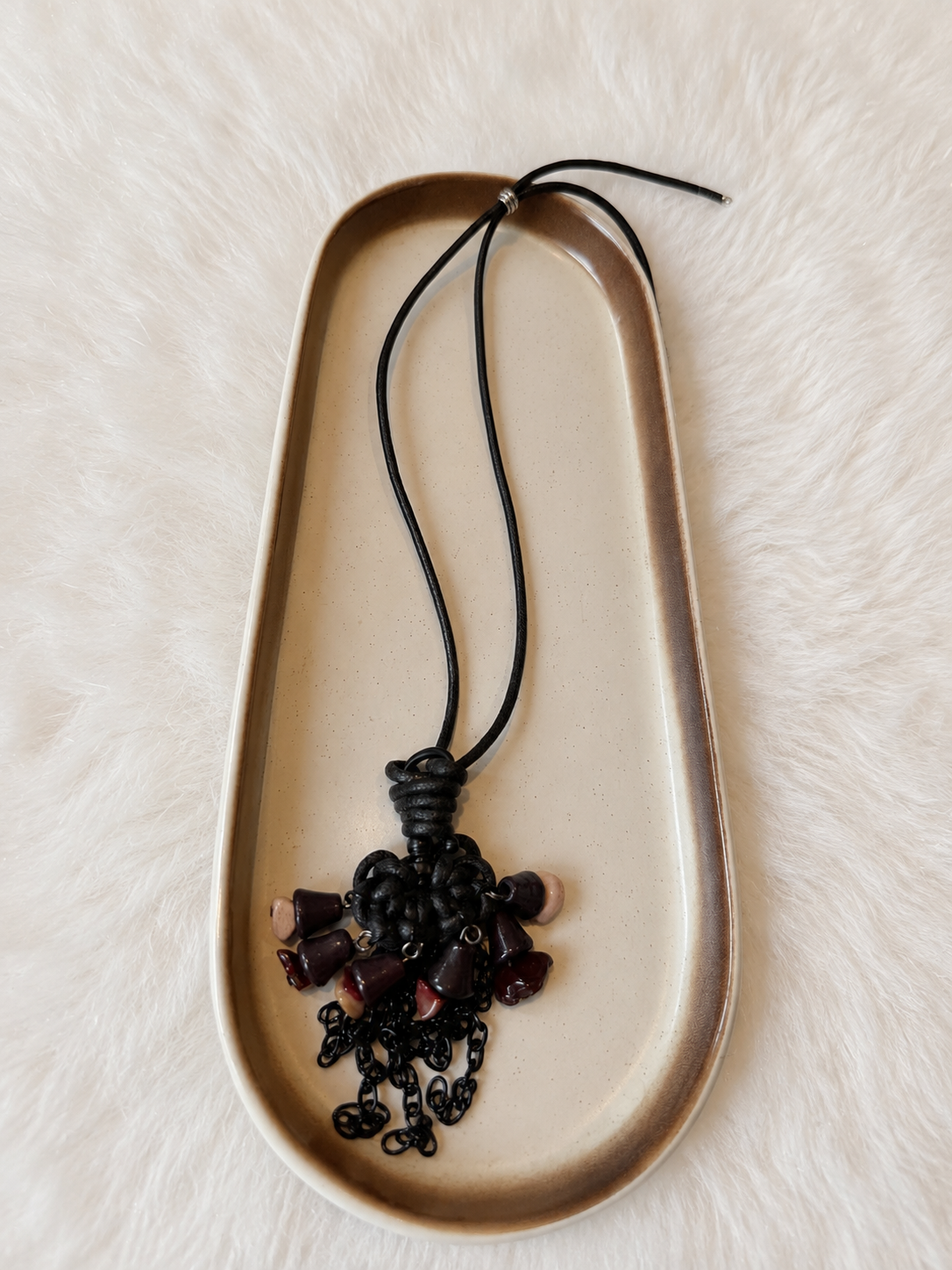 Nomad Tassel black 3