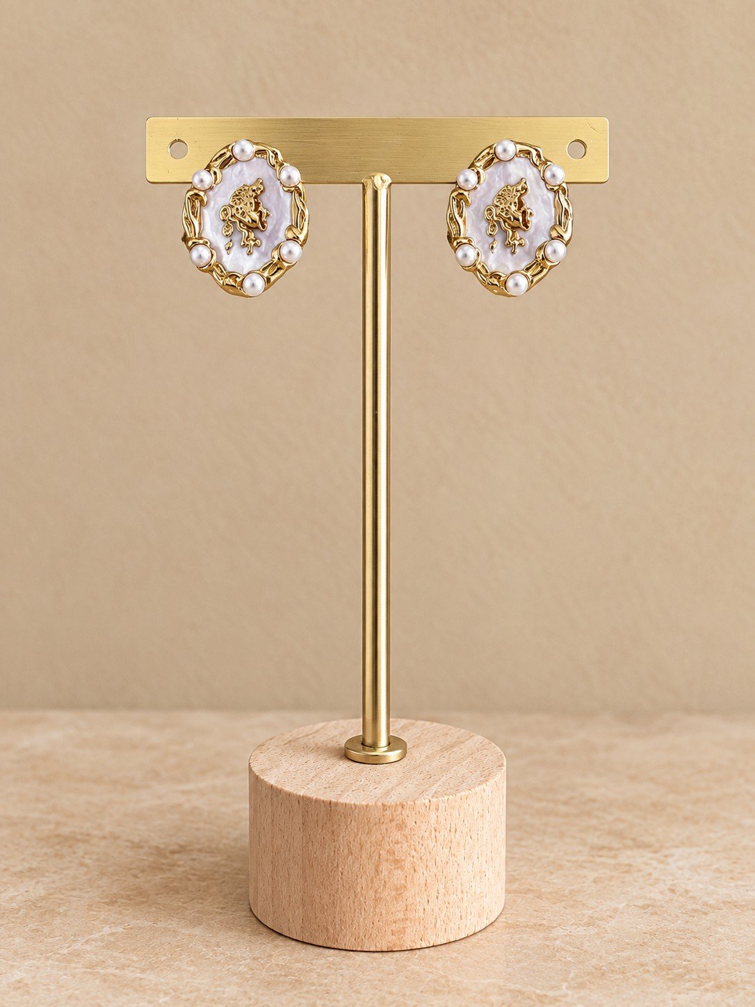 Azure Pearl Crest Earrings - White 1 Azure Pearl Crest Earrings - White 1