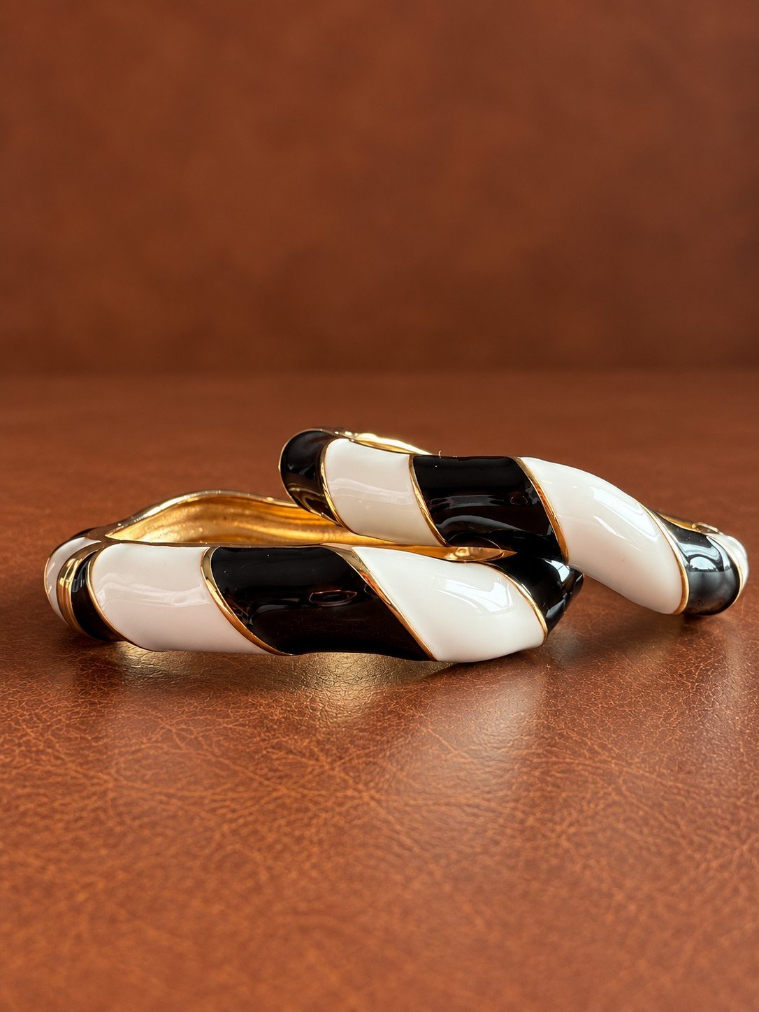 Ivory Noir Twist Bangle 3 Ivory Noir Twist Bangle 3